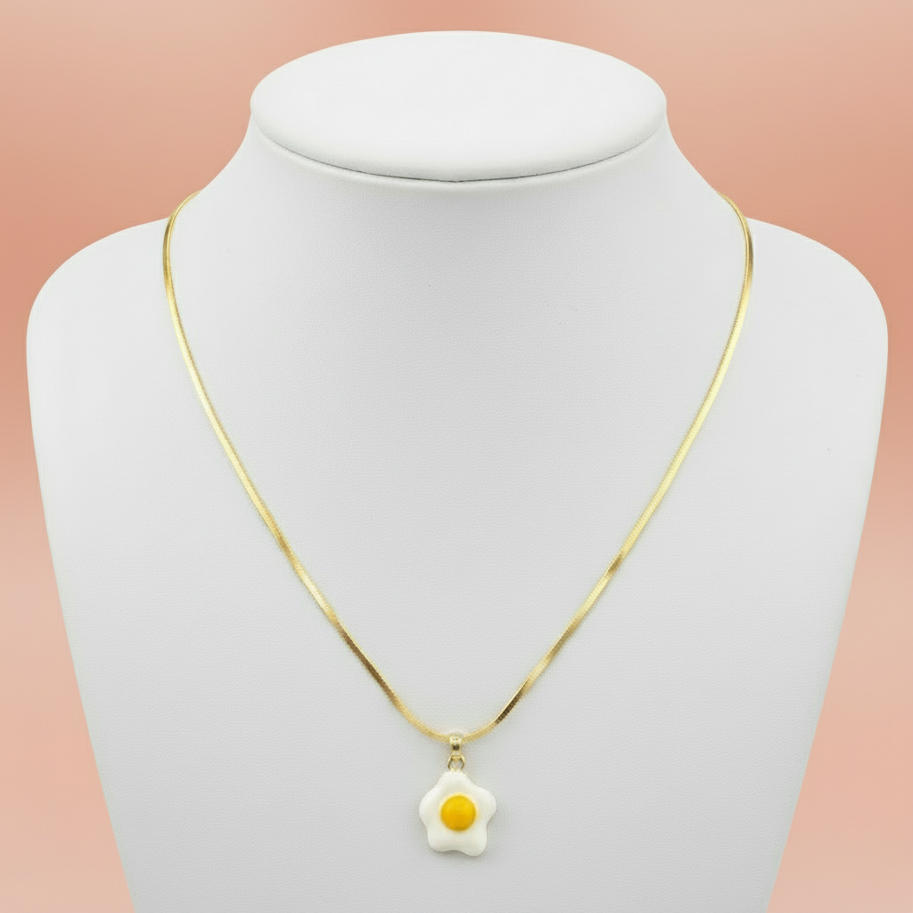 FRIED EGG CERAMIC NECKLACE GOLD
