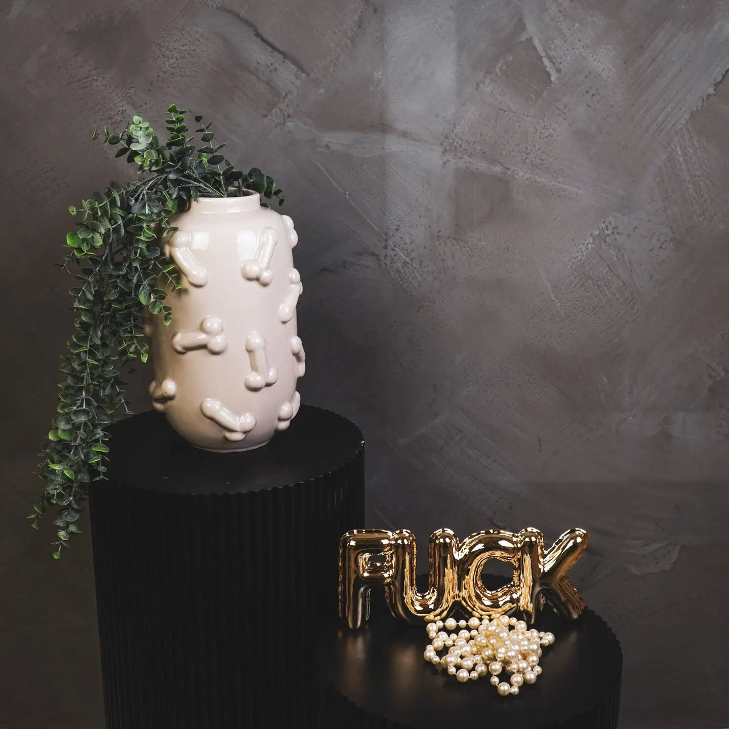 DICKS CERAMIC VASE