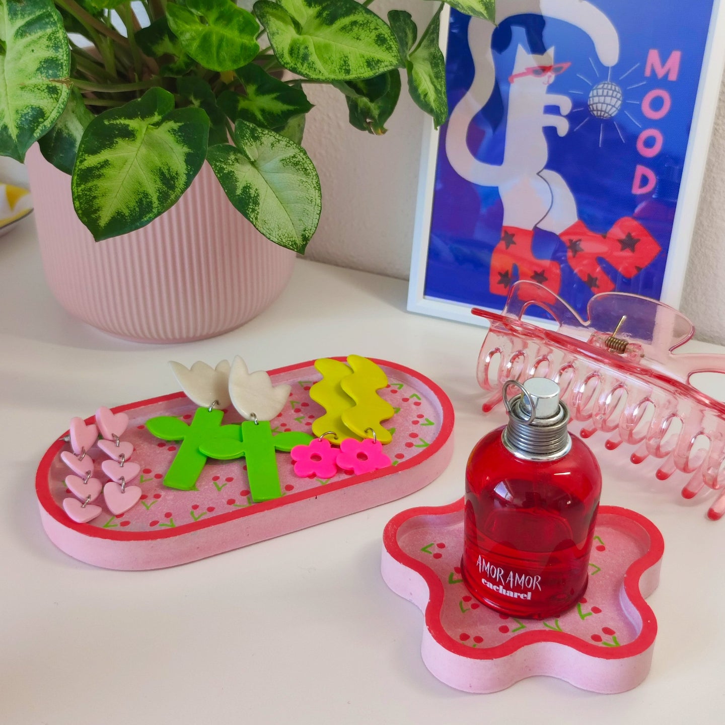 OVAL CHERRY TRINKET PLATE