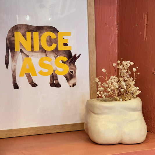 HANDMADE CERAMIC BUTT PLANTER