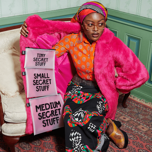 SMALL TRANSPARENT BAGS OF SECRETS