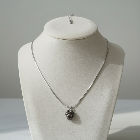 CERAMIC BLACK HEART NECKLACE SILVER