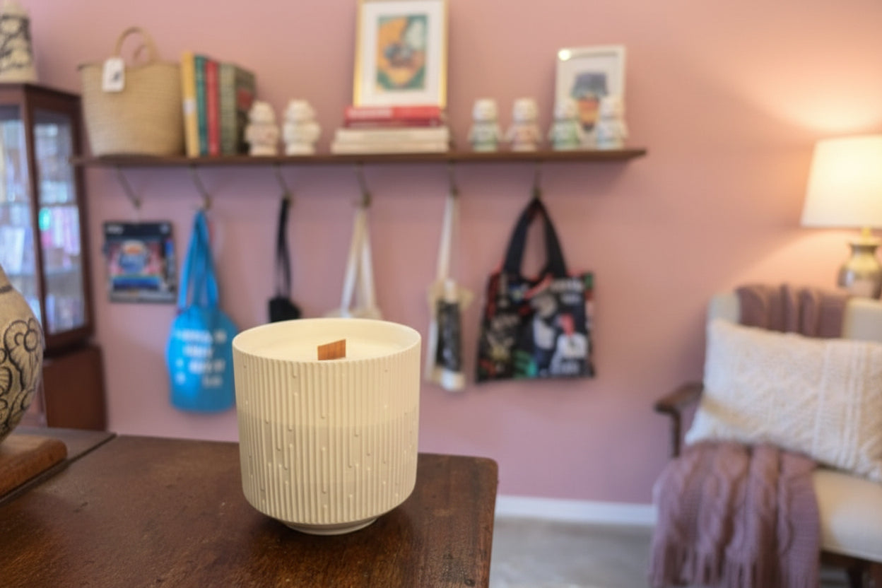 WHITE CERAMIC CANDLE