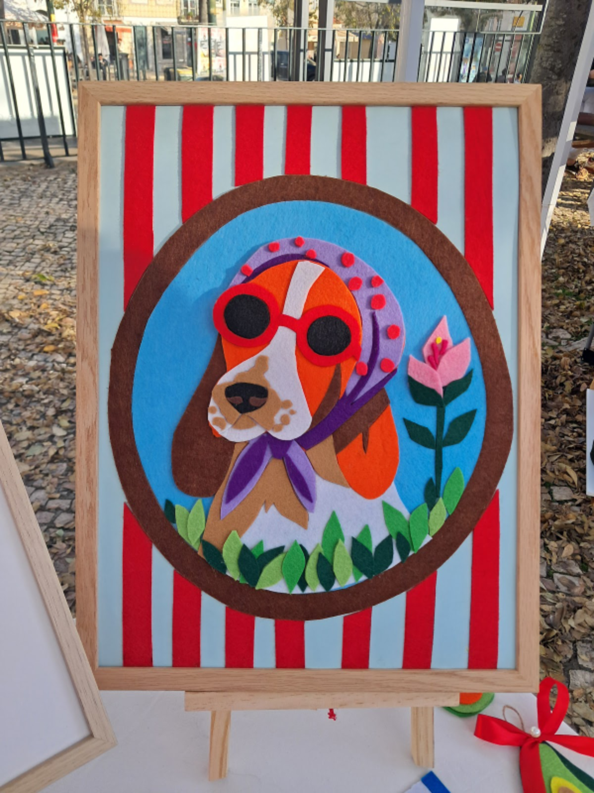 DOG W/ SUNGLASSES