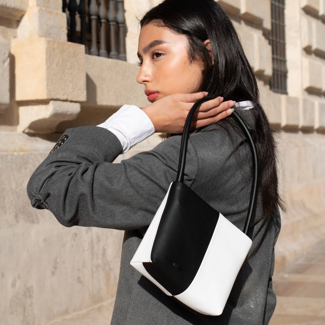 BLACK AND WHITE APPLE LEATHER BAG