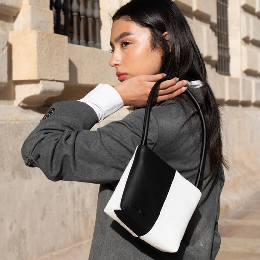 BLACK AND WHITE APPLE LEATHER BAG