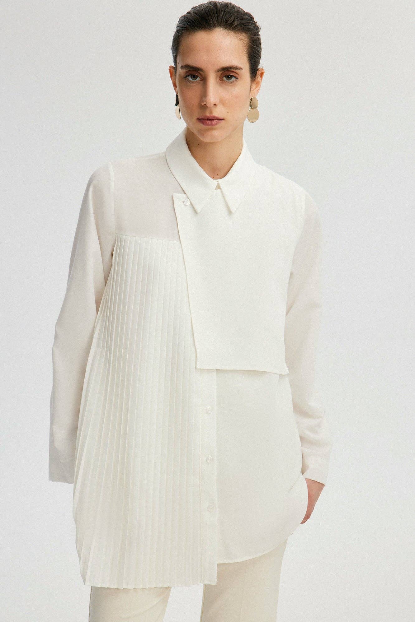ASYMMETRIC OFF WHITE SHIRT
