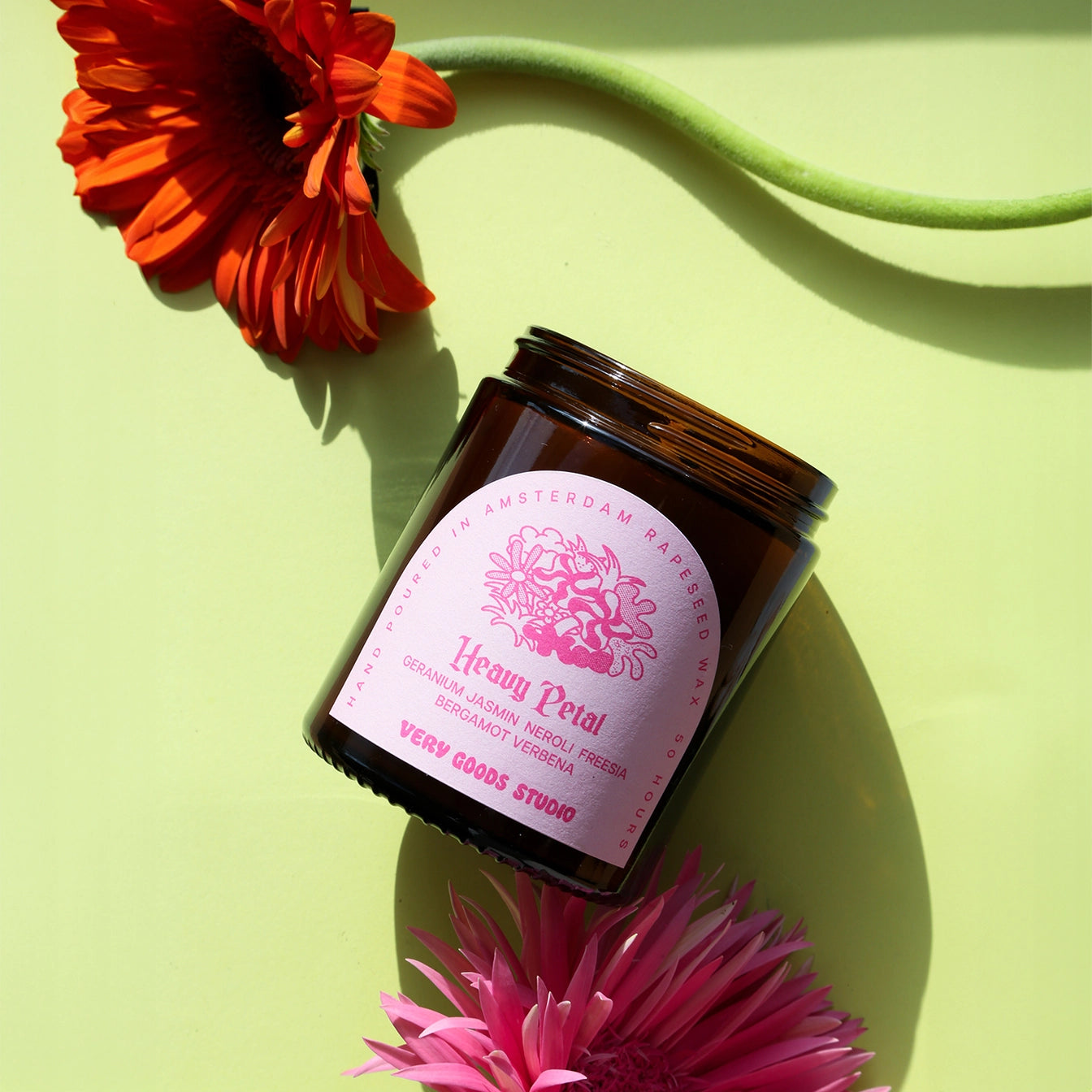 HEAVY PETAL CANDLE