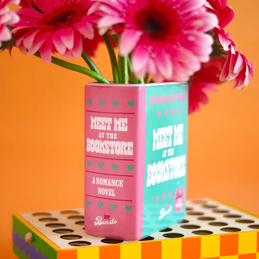 MEET ME AT THE BOOKSTORE VASE