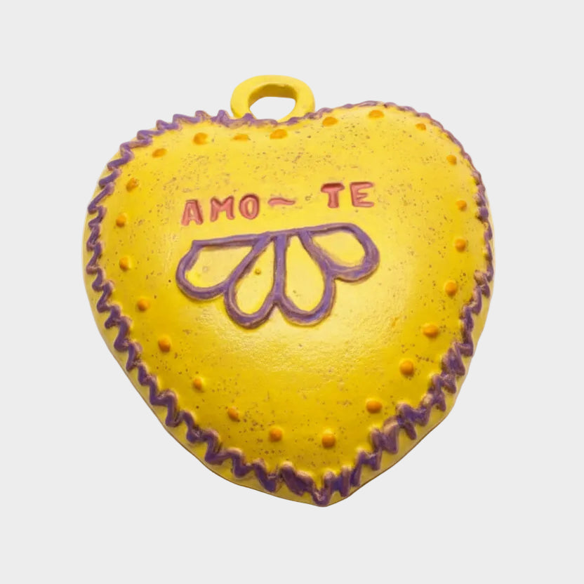 AMO-TE CERAMIC HEART