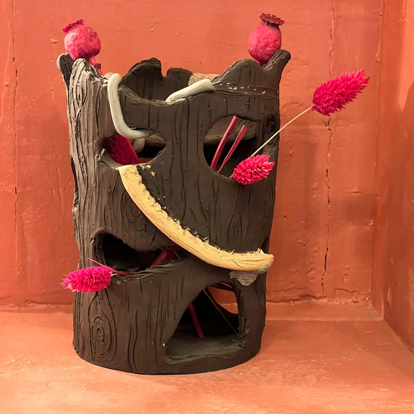FAIRY HOUSE TRUNK SCULPTURE