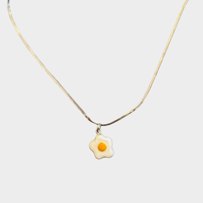 FRIED EGG CERAMIC NECKLACE SILVER