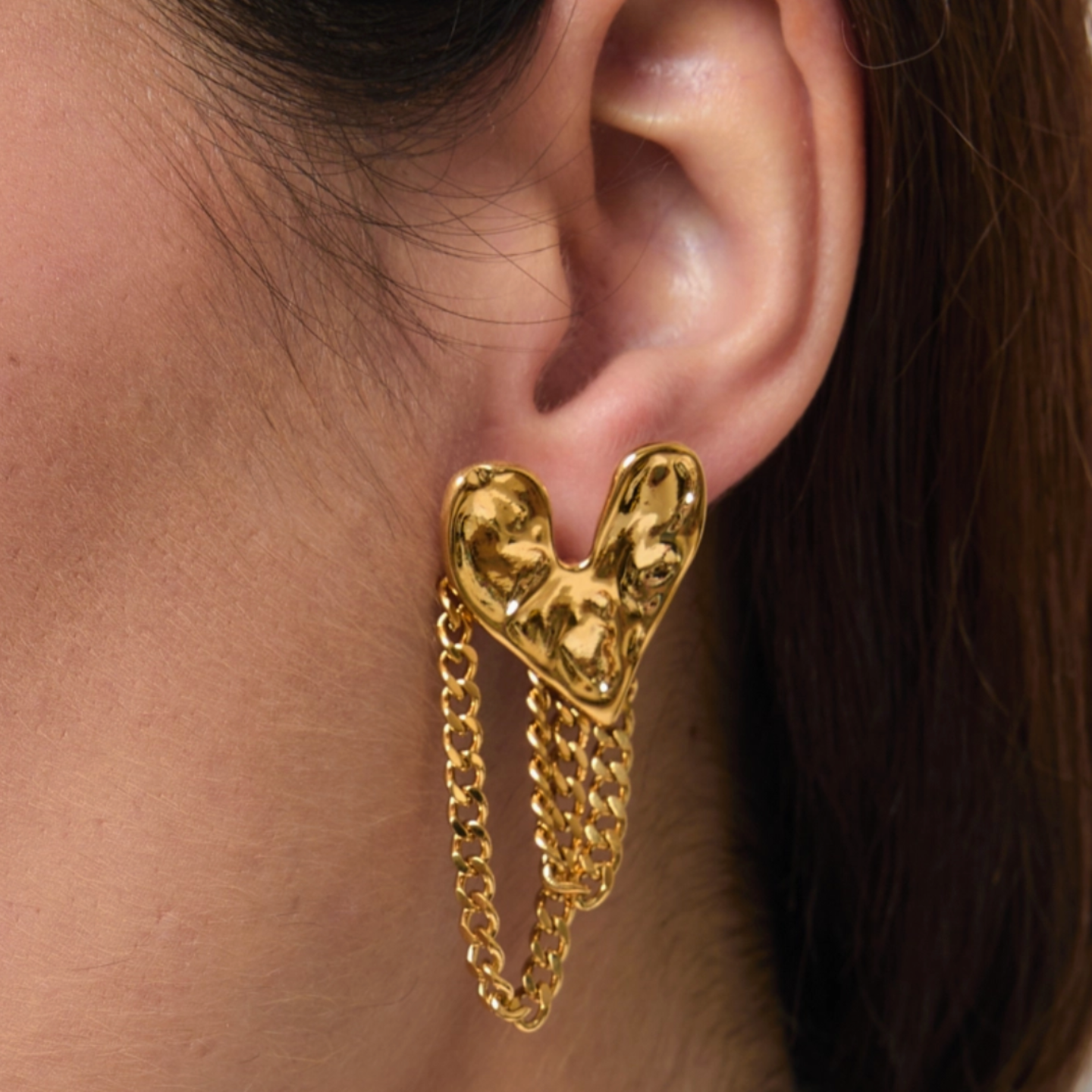 HEART & CHAIN GOLD EARRINGS