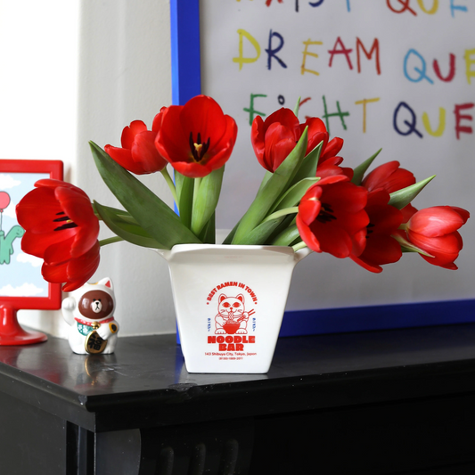 RAMEN VASE