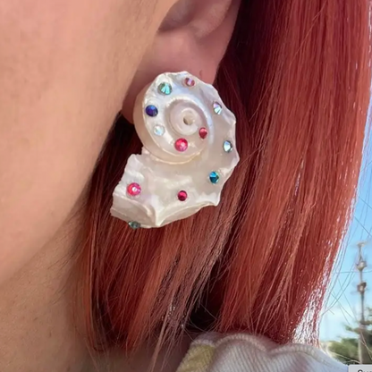 SHELL AND WHITE CRYSTAL EARRINGS