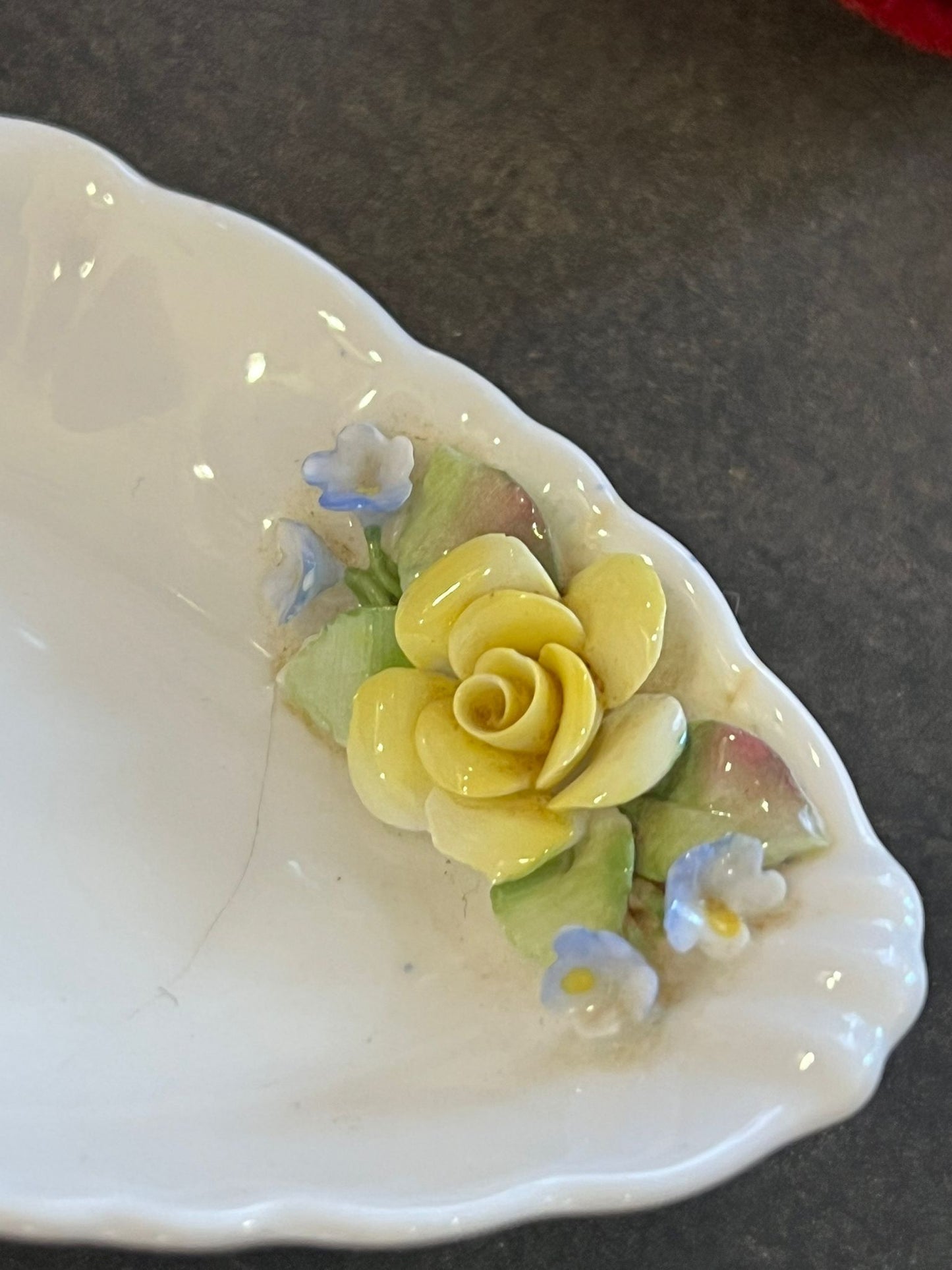 CERAMIC FLORAL DISH