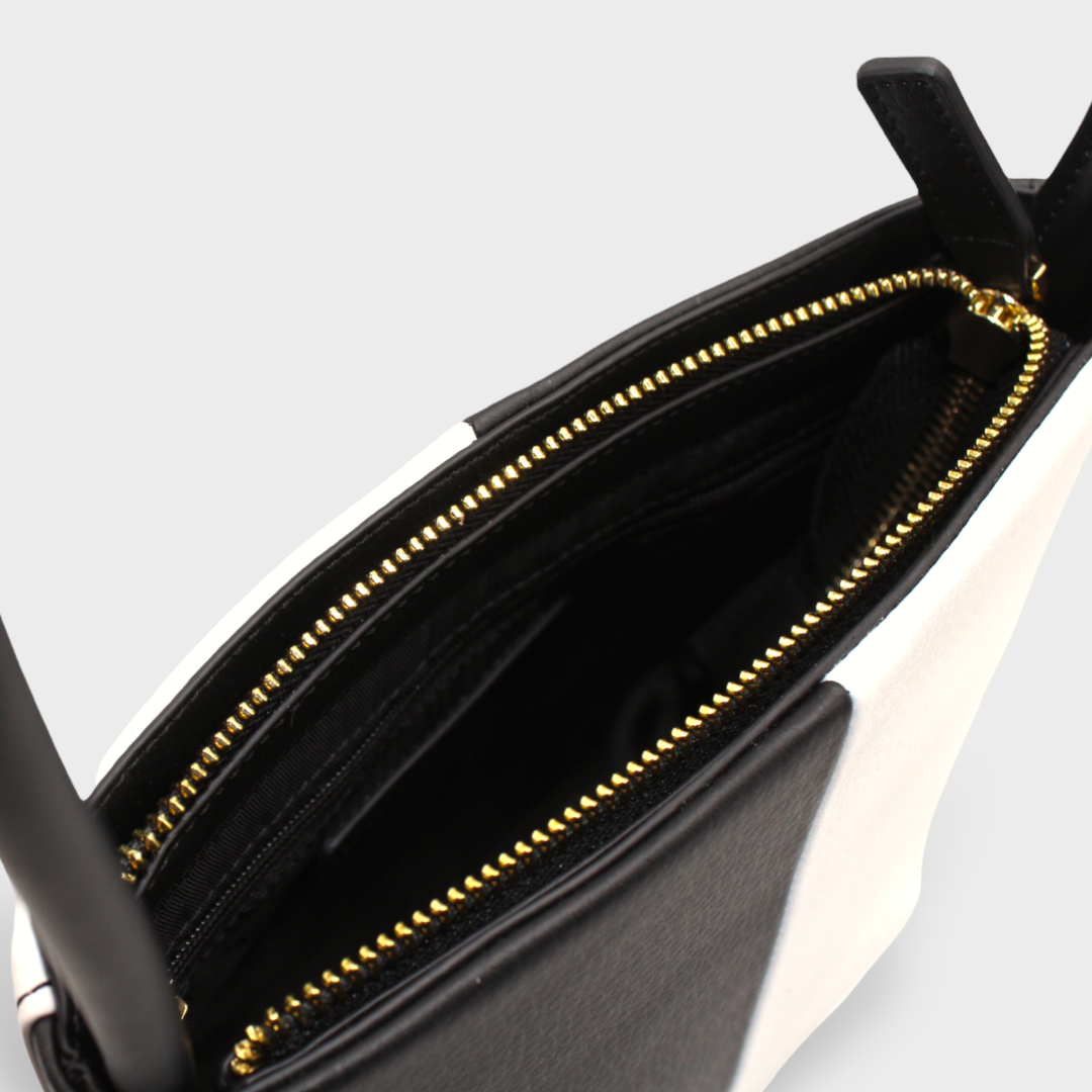 BLACK AND WHITE APPLE LEATHER BAG