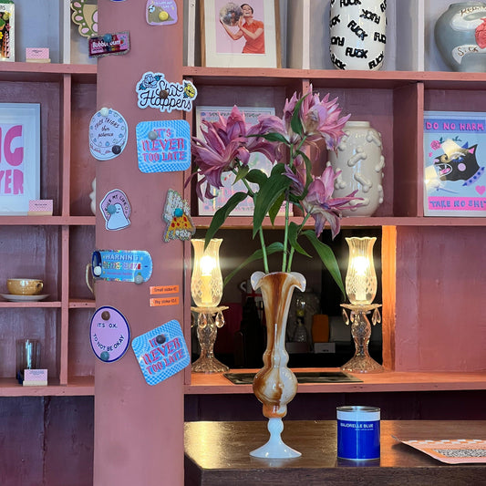 VINTAGE ORANGE AND TERRACOTA GLASS VASE