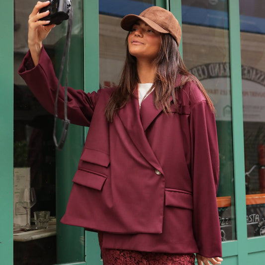 SCULPTURAL BORDEAUX JACKET
