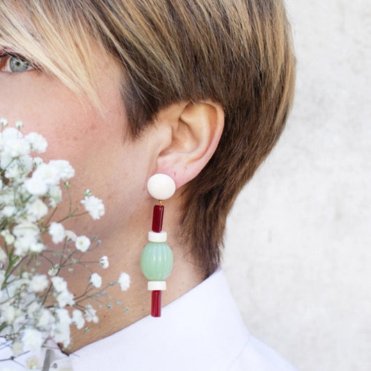 PRAGUE PENDANT EARRINGS IVORY, BURGUNDY & GREEN