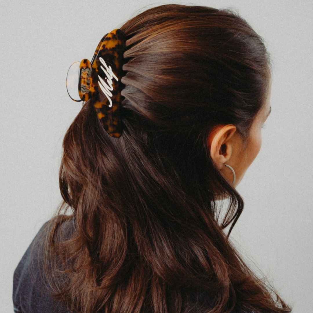 MILF HAIRCLIP